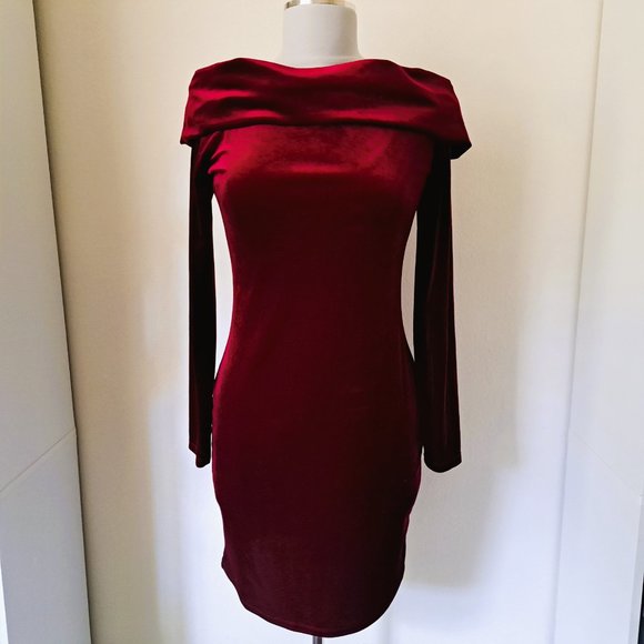 Forever 21 Dresses & Skirts - Forever 21 Juniors Dress Wine Off Shoulder Long Sleeve Size L Great Condition